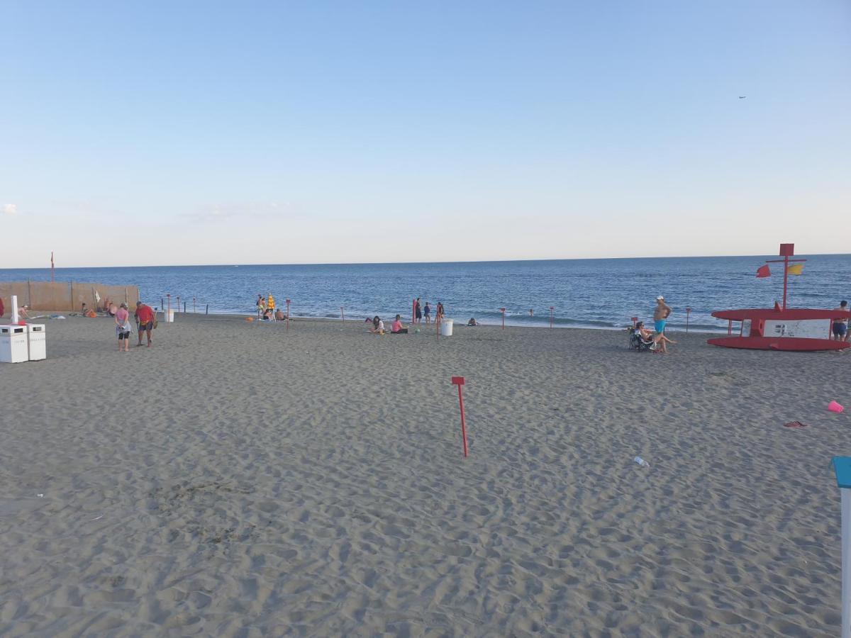 شقة Trilocale Lido Di Roma ليدو دي أوستيا المظهر الخارجي الصورة