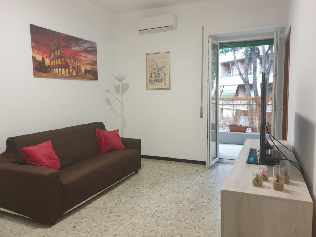 شقة Trilocale Lido Di Roma ليدو دي أوستيا المظهر الخارجي الصورة