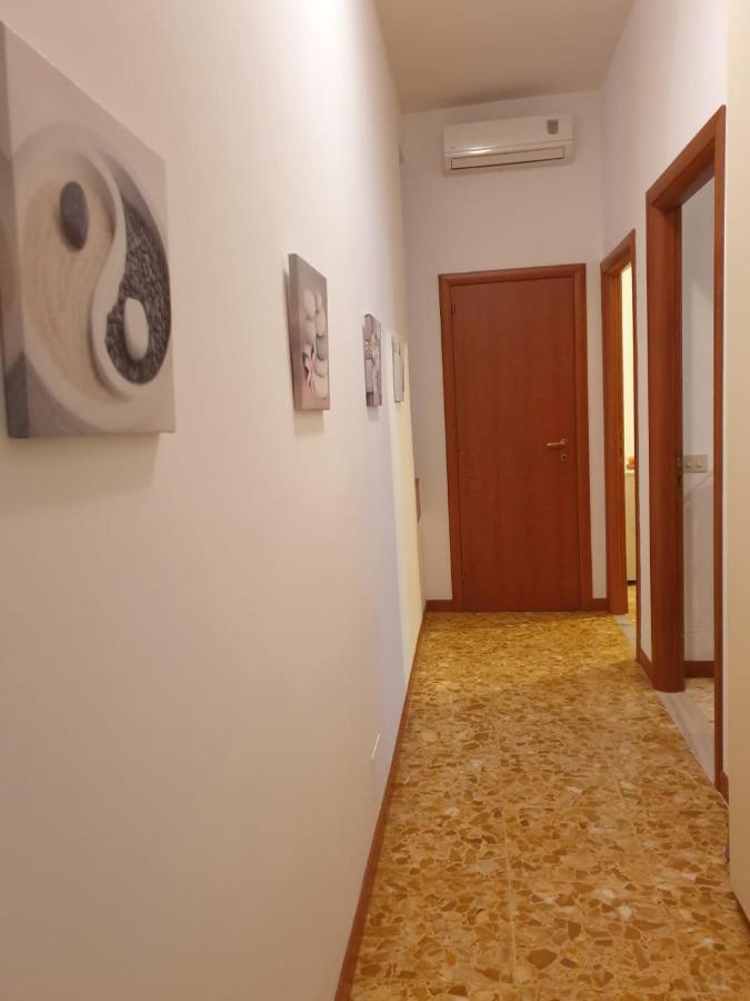شقة Trilocale Lido Di Roma ليدو دي أوستيا المظهر الخارجي الصورة
